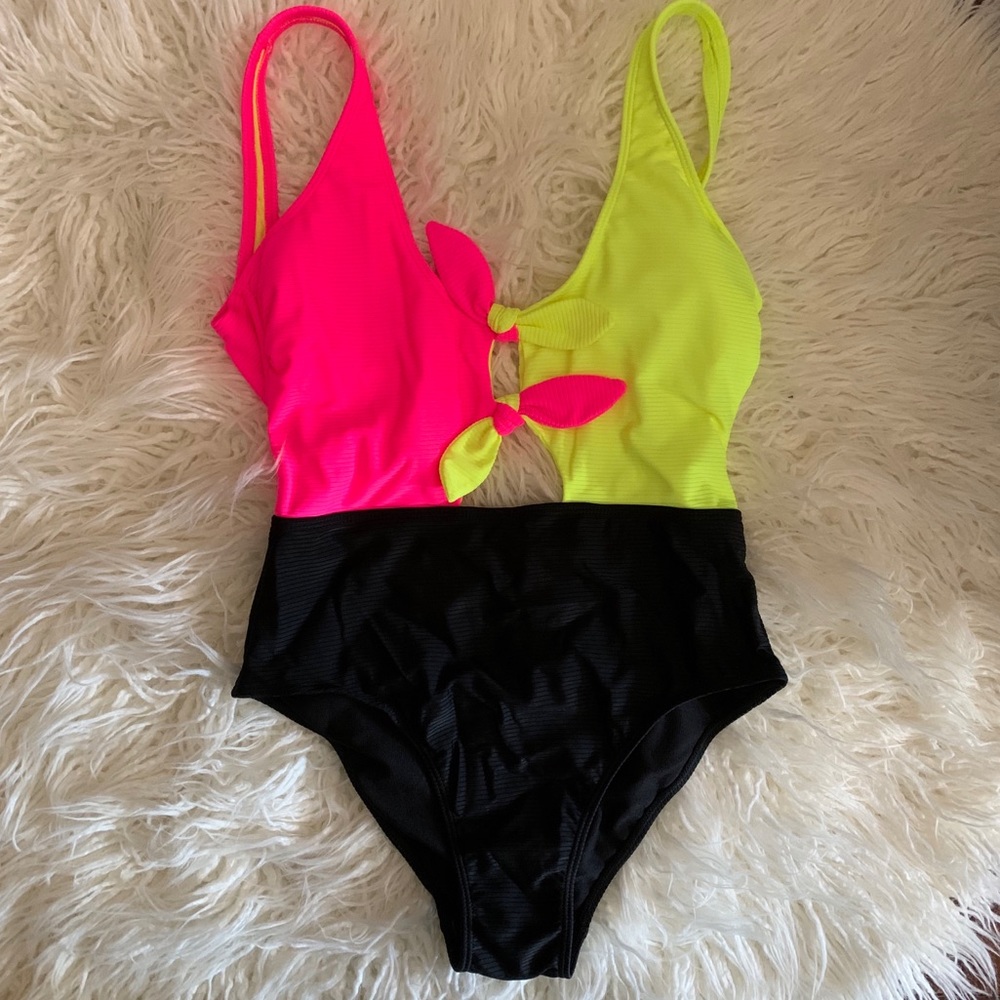 One Piece bathing suit
